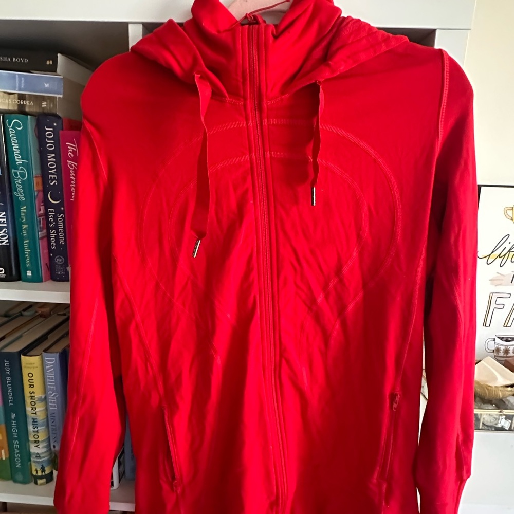 Red hooded lululemon  define jacket old style